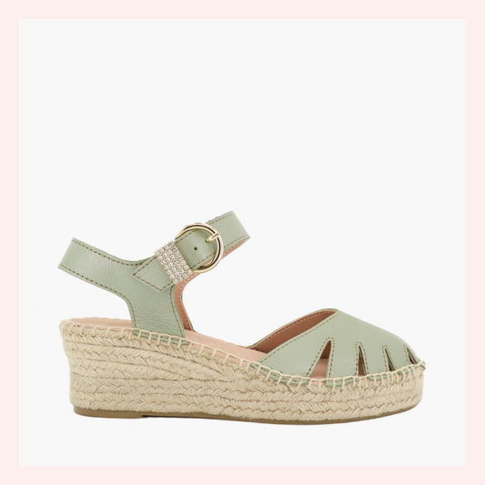 Cuñas elegantes para invitada a boda