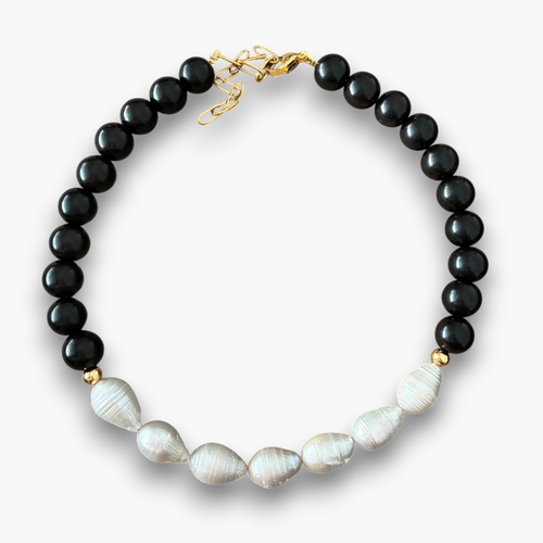 Collar perla barroca y ébano