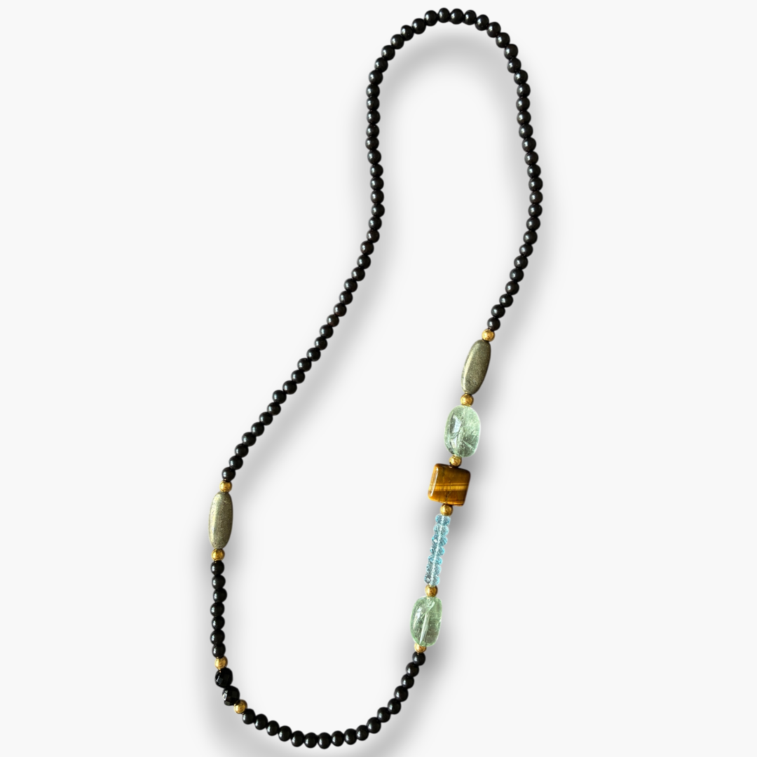 Collar ébano, pirita, amatista verde, ojo de tigre, topacio azul y onix