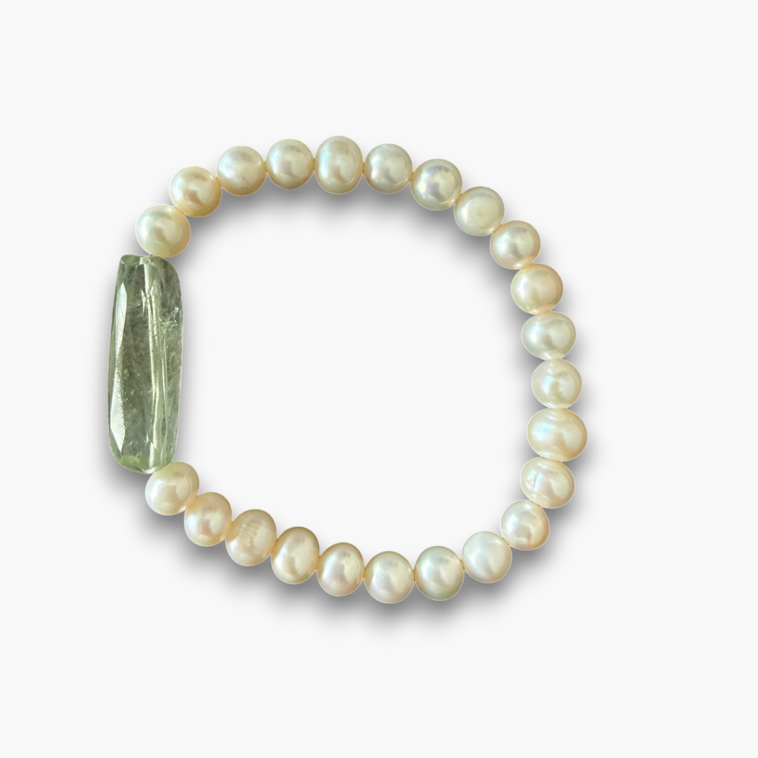 Pulsera perlas cultivadas y amatista verde